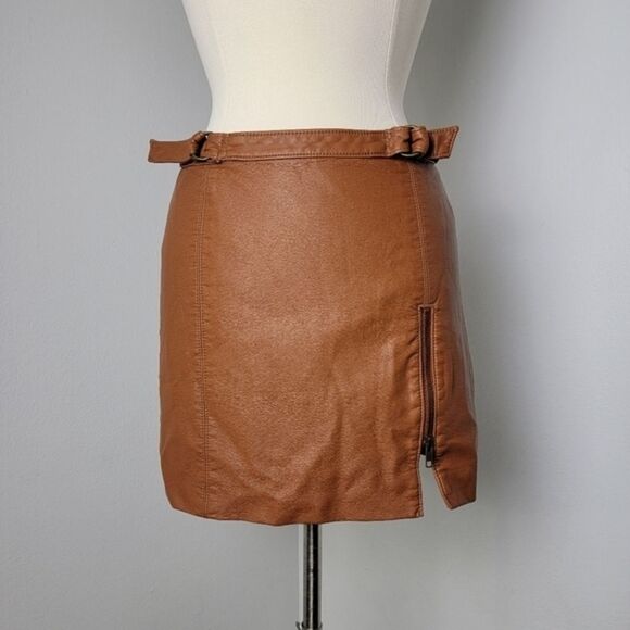 🍁 Free People Brown Midnight Magic Faux Leather Mini Skirt Size 6 - Picture 3 of 13